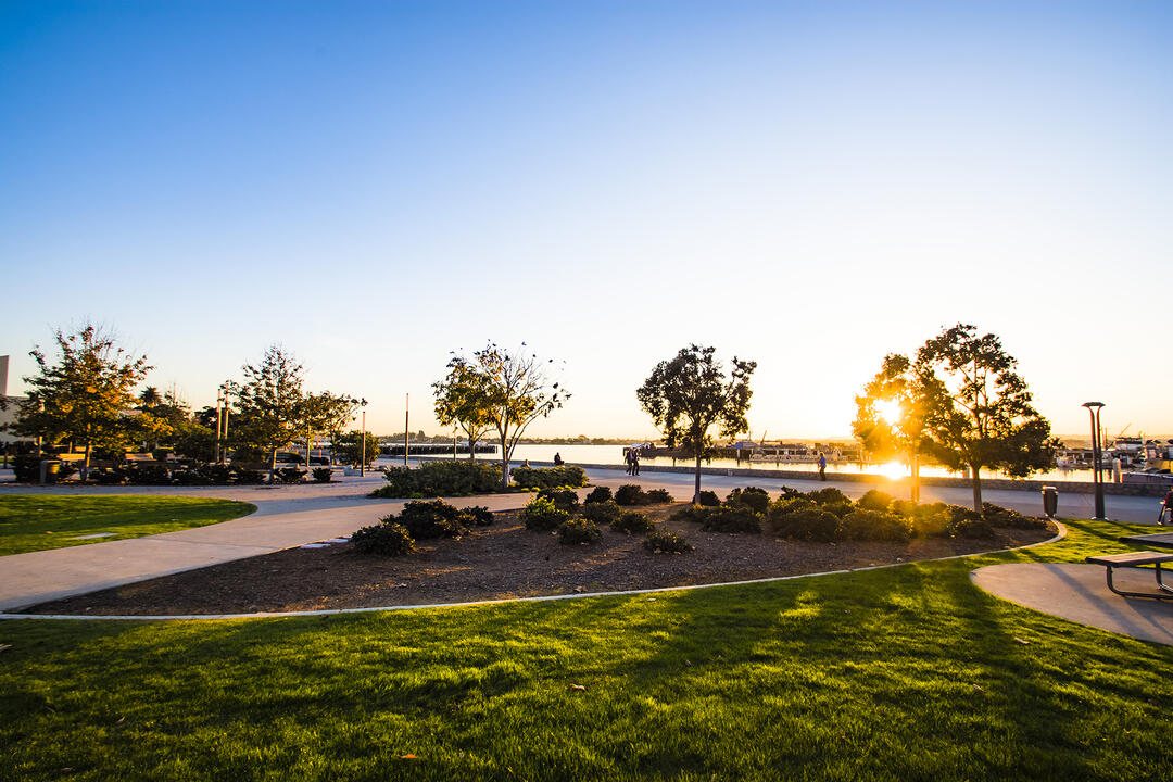 the sun sets at the Embarcadero